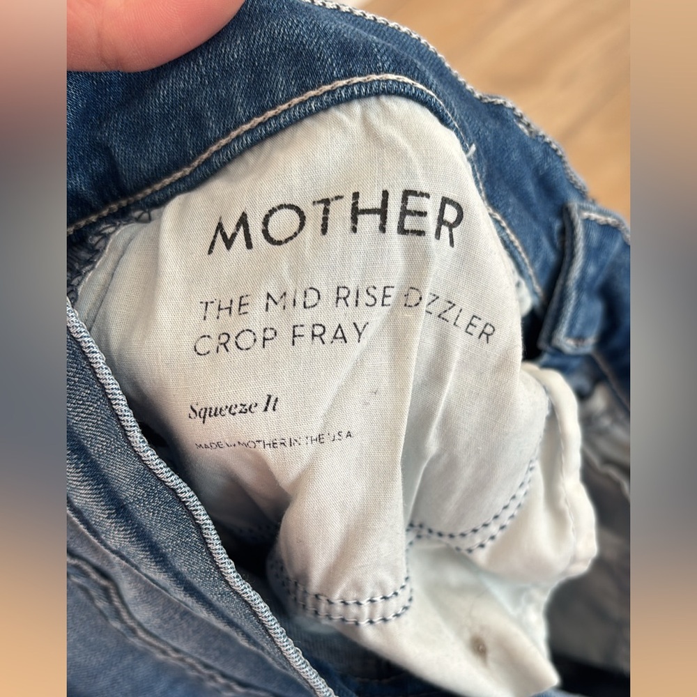 Mother the Mid Rise Dazzler Crop Fray Jean - Picture 3 of 5
